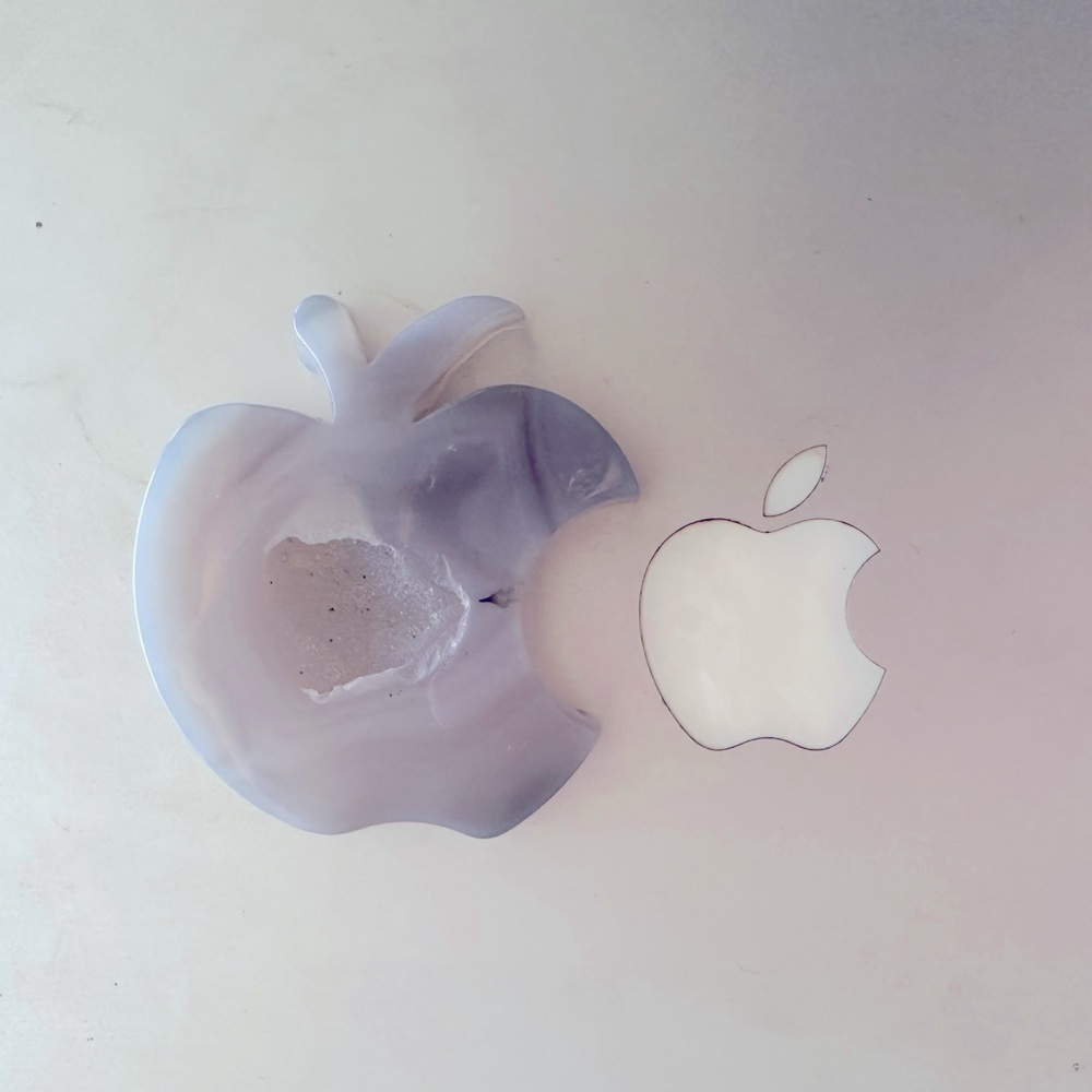 DRUZY Agate Apple Carving - Apple Logo - Decor - Office